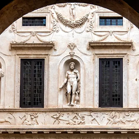 Dimora Capo Di Ferro روما